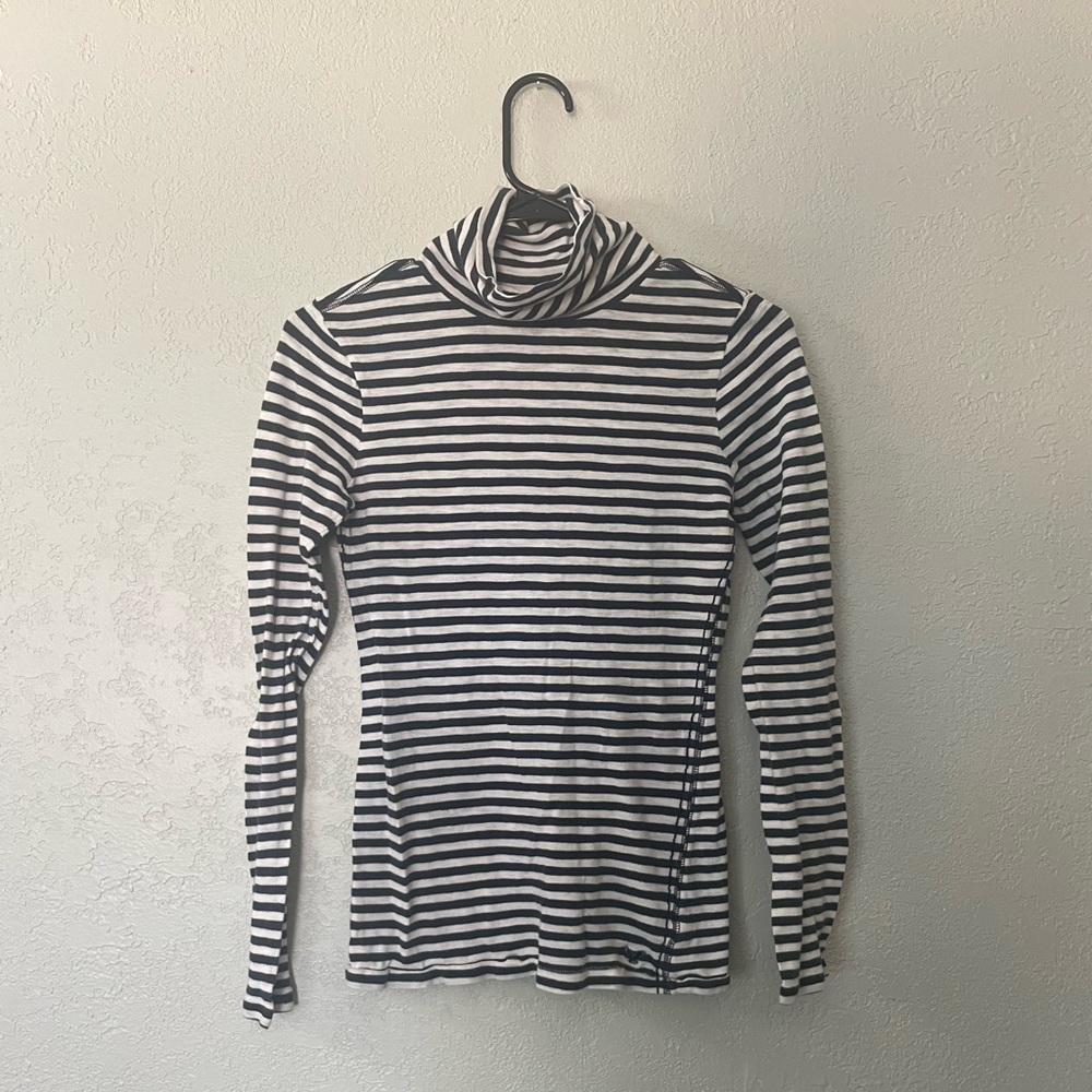 American eagle outfitters striped turtle neck